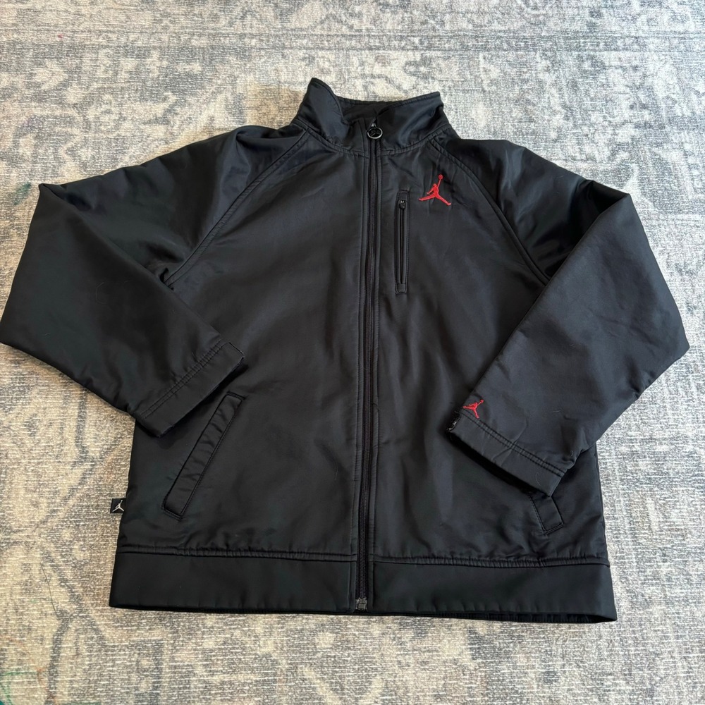 Air Jordan Youth Boys Black Full Zip Jacket Coat Red Logo Size Large (12-13 YRS)